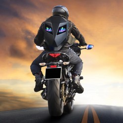 Plecak Na Motocykl z Oczami LED Na Kask Bluetooth Funkcja Stop